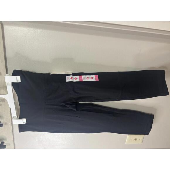 Pants - Utopia Women's Hi-Rise Capri Leggings - Black - Size Small